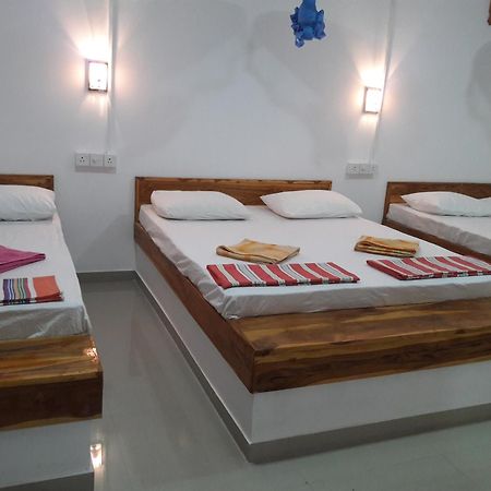 Share Safari House Udawalawe Bed & Breakfast Exterior foto