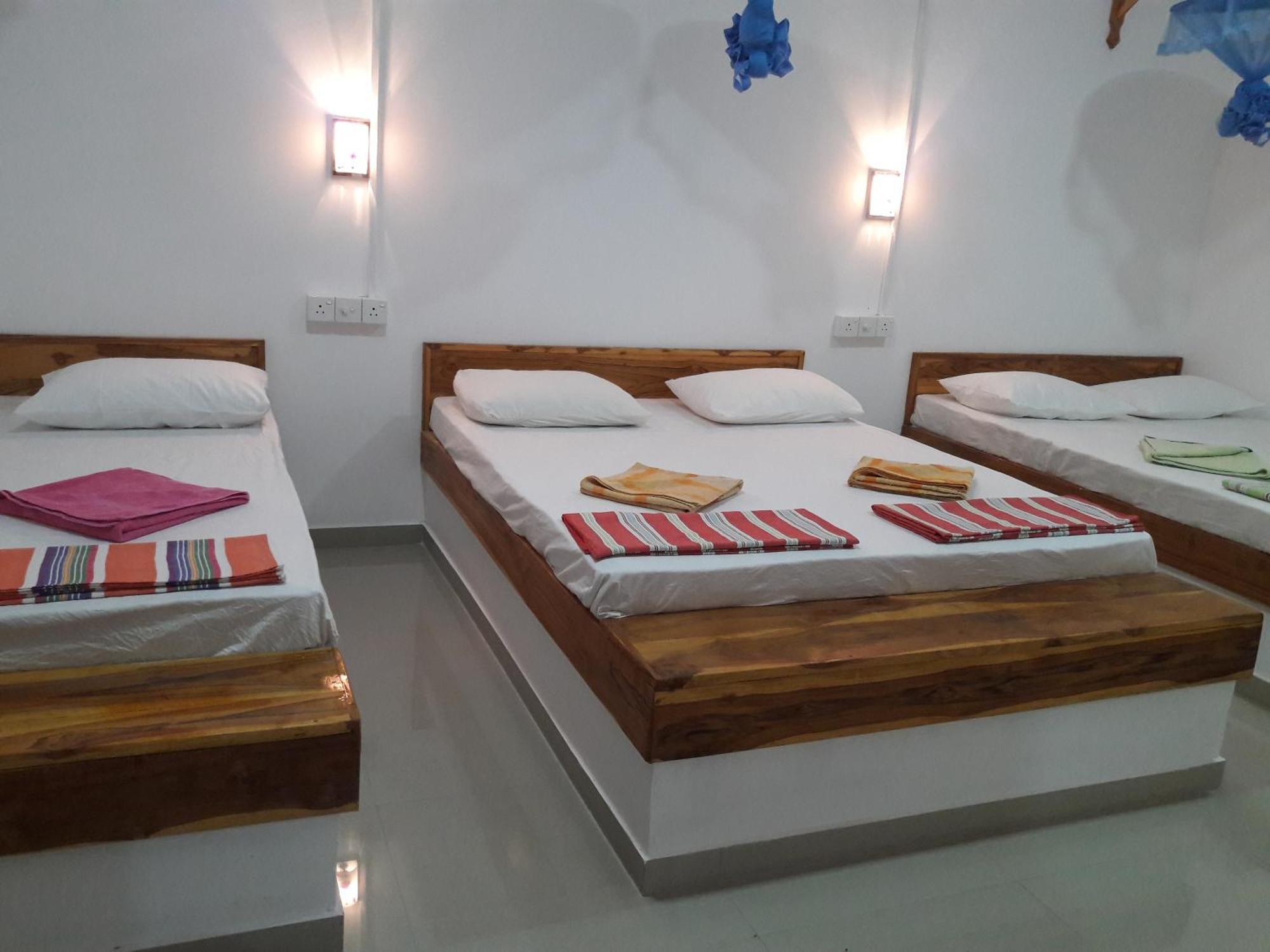 Share Safari House Udawalawe Bed & Breakfast Exterior foto