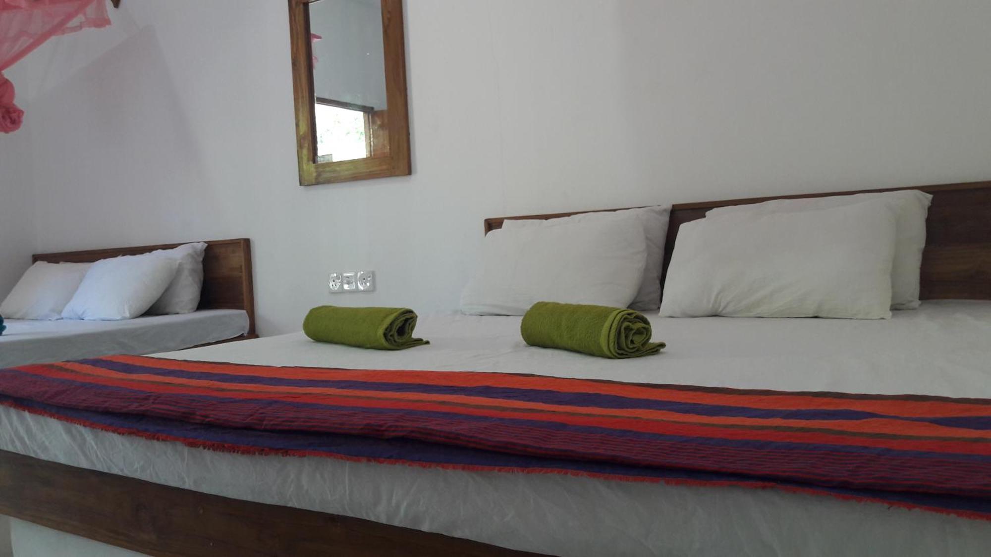 Share Safari House Udawalawe Bed & Breakfast Exterior foto
