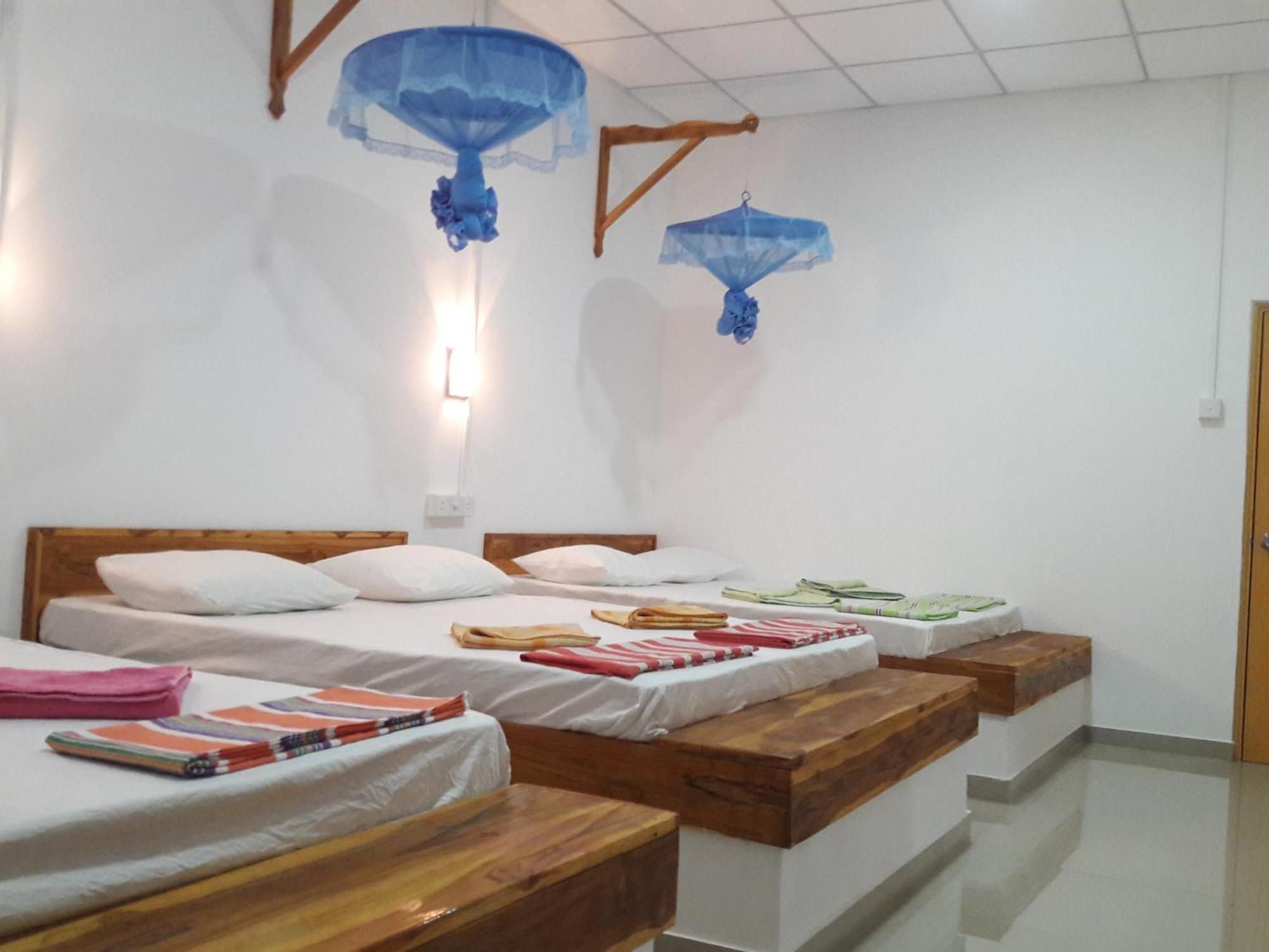 Share Safari House Udawalawe Bed & Breakfast Exterior foto